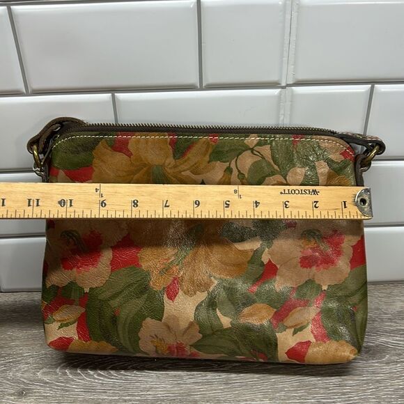 Patricia Nash - Picture 10 of 10